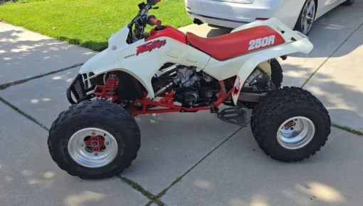 1989 Honda TRX 250R Fourtrax - Image 2